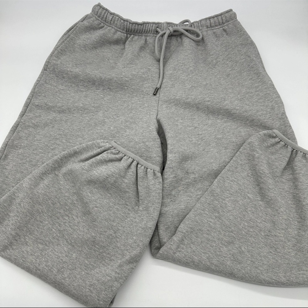 NWT KBB Women's Gray Sweatpants “The Dwayne” sweats. Size L. Oversized, soft! - Picture 3 of 8